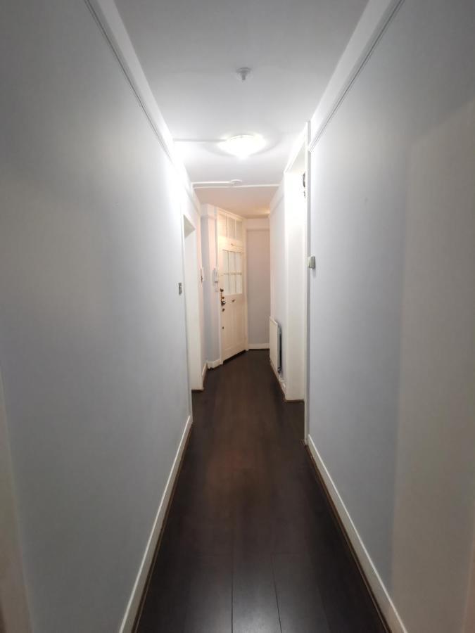 Neat Double Room Londyn Zewnętrze zdjęcie